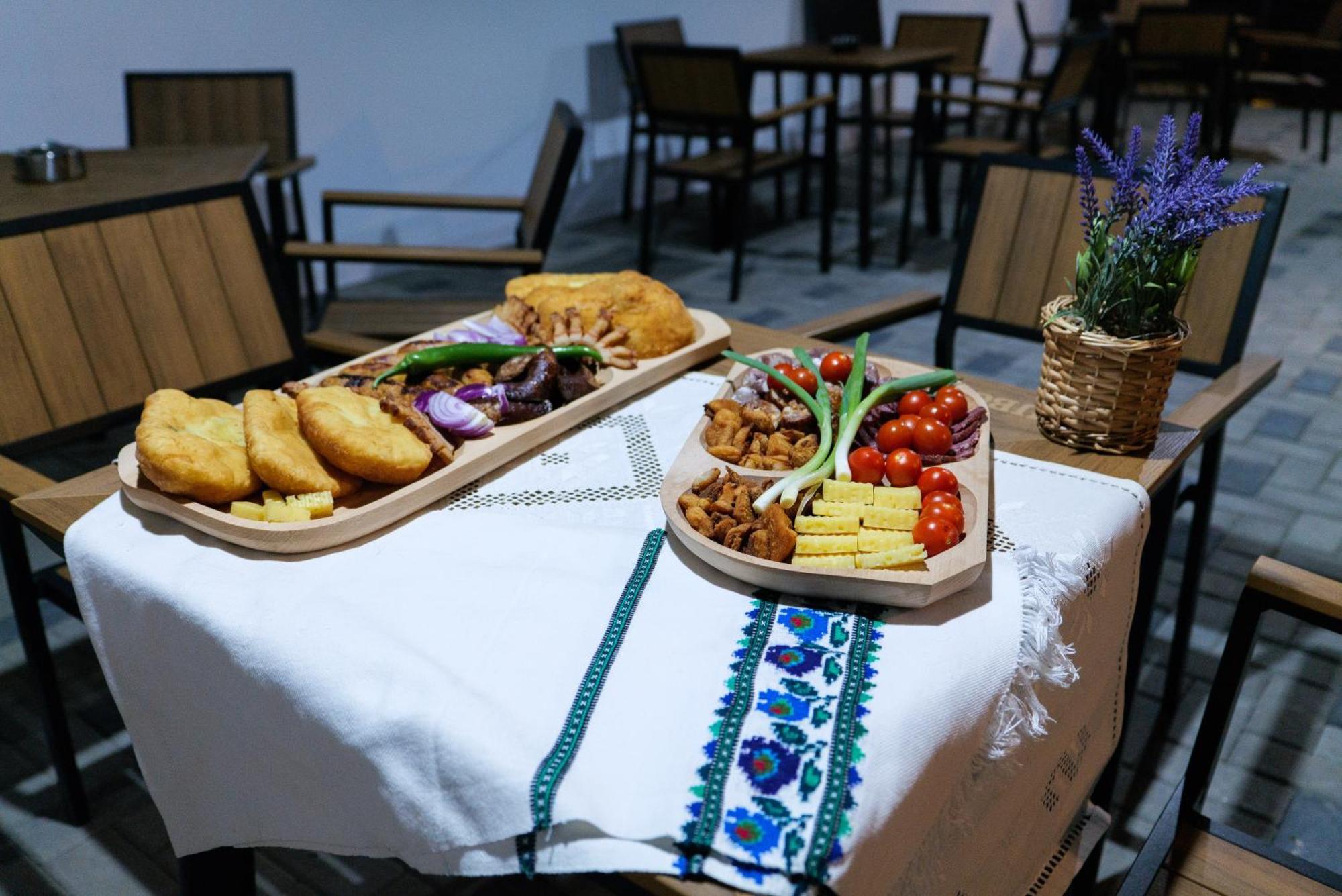 Săcel Flori De Tei Maramures מראה חיצוני תמונה