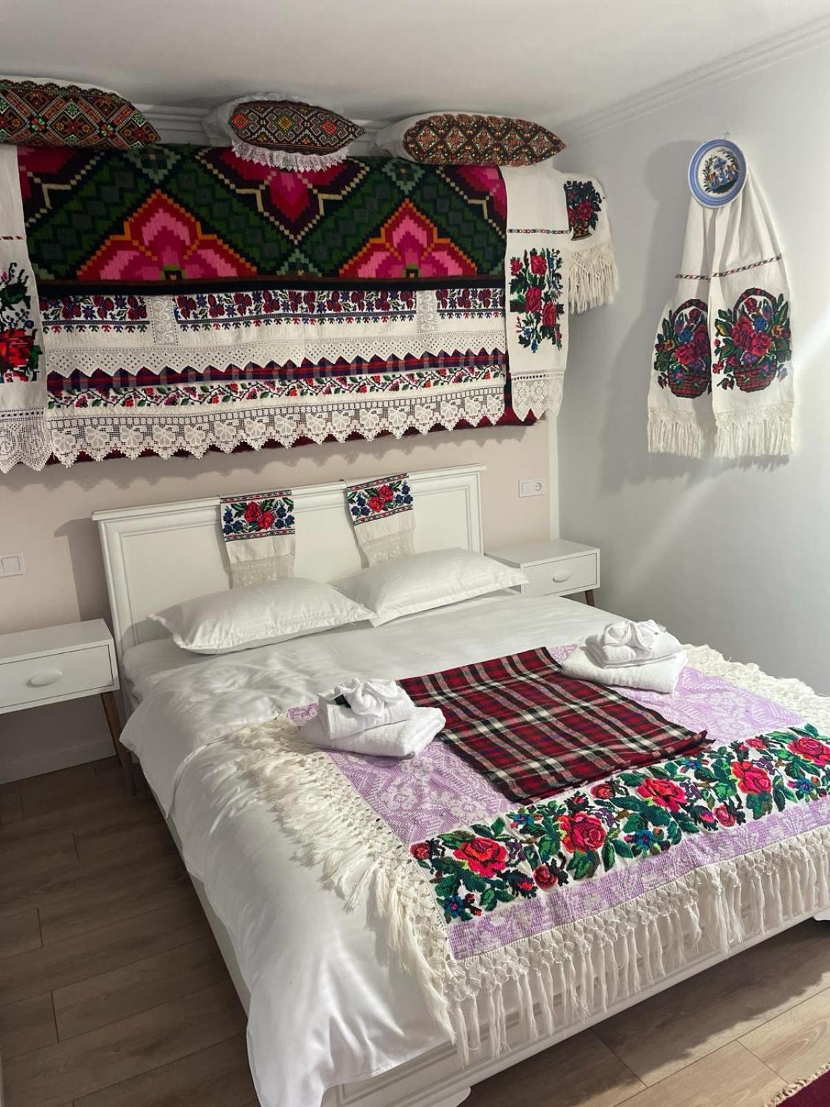 Săcel Flori De Tei Maramures מראה חיצוני תמונה