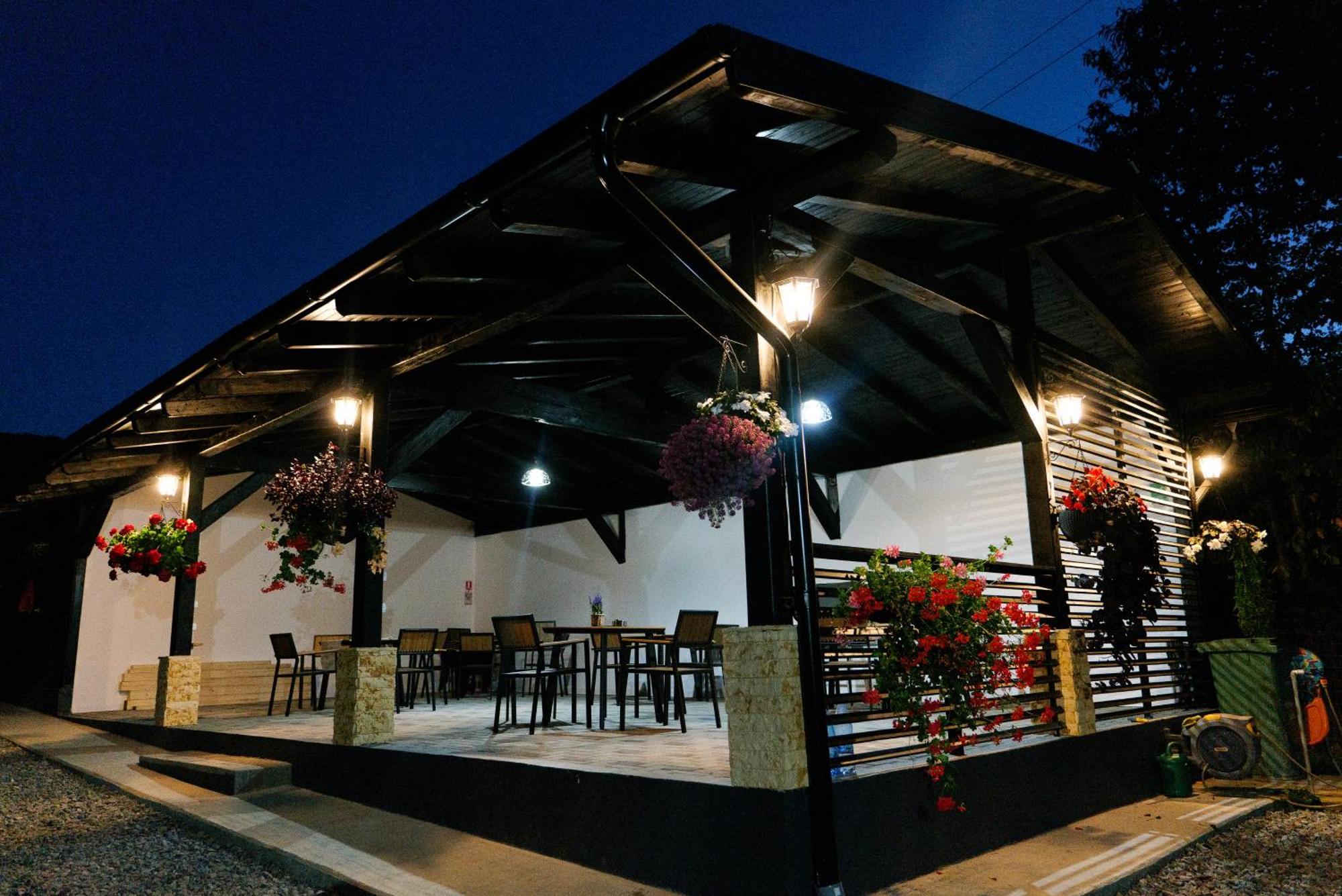 Săcel Flori De Tei Maramures מראה חיצוני תמונה